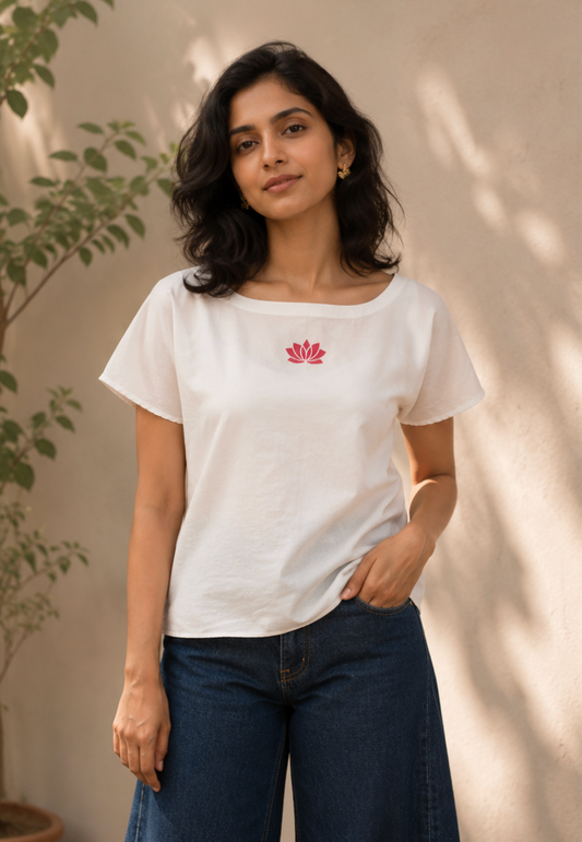 Lotus Boatneck Top